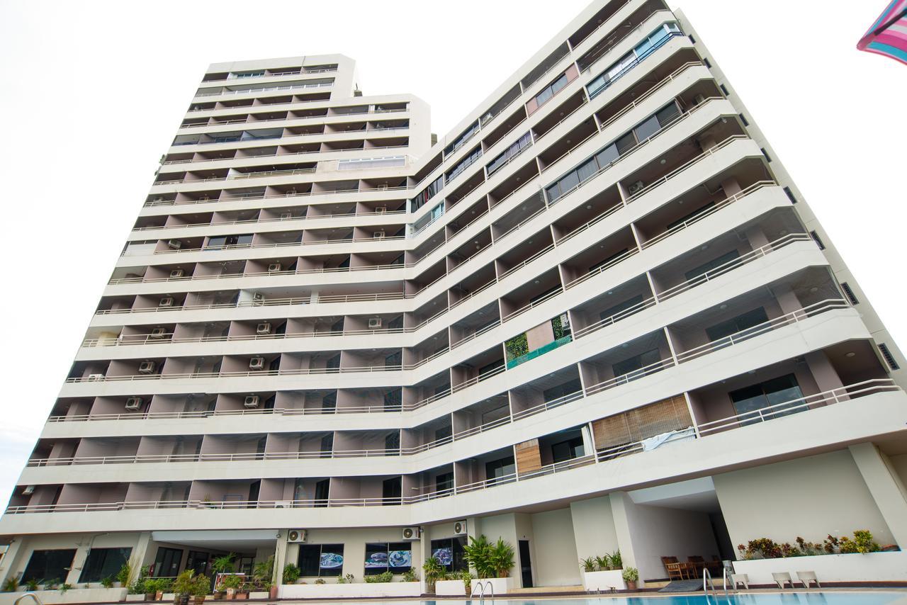 Angket Hip Residence Pattaya Exterior photo