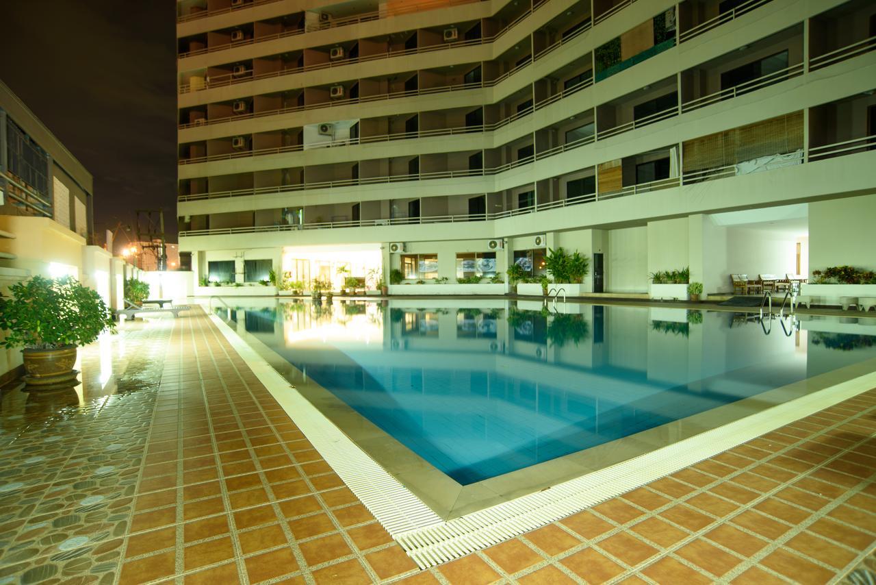 Angket Hip Residence Pattaya Exterior photo