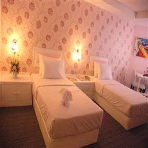 Angket Hip Residence Pattaya Exterior photo